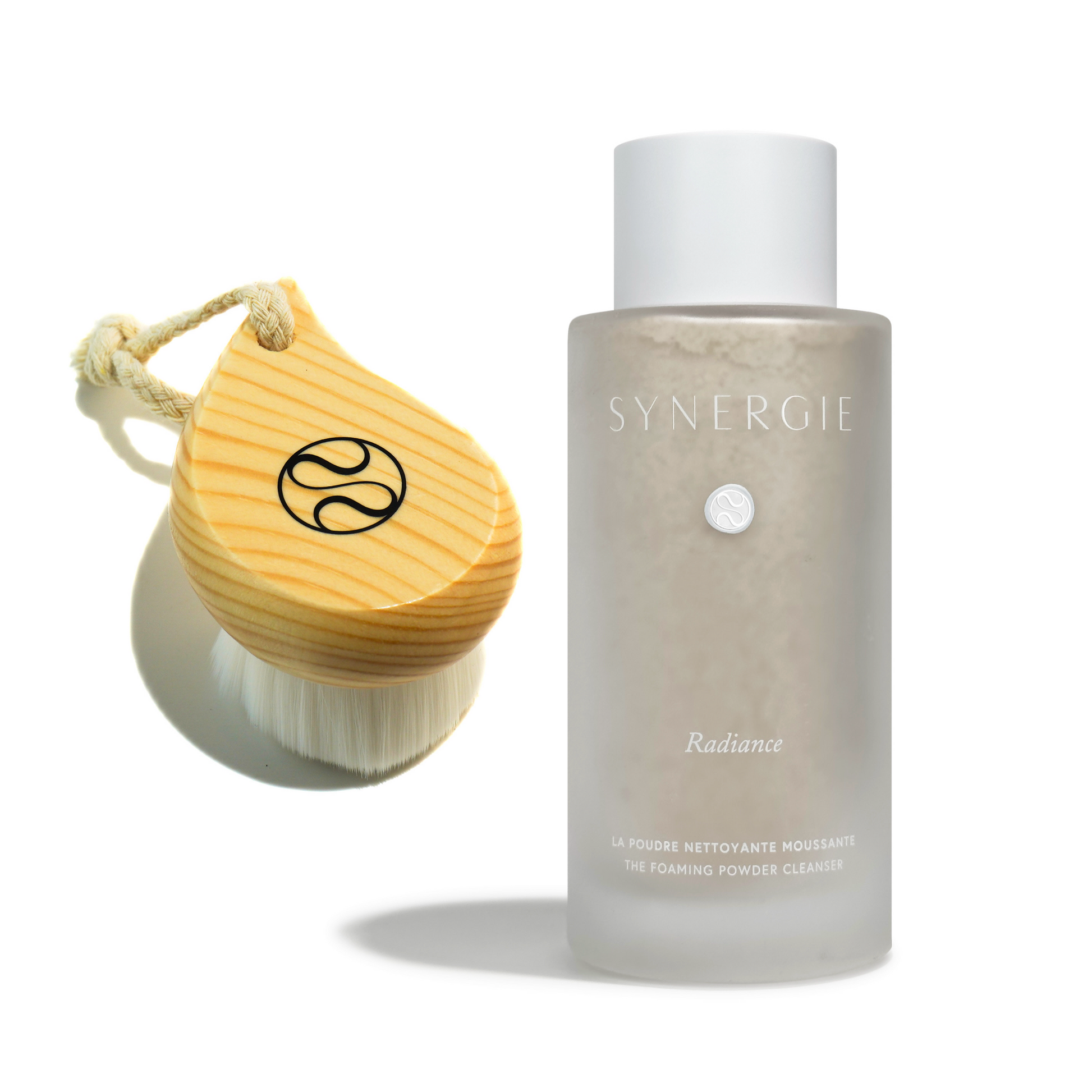 La poudre nettoyante Radiance.jpg